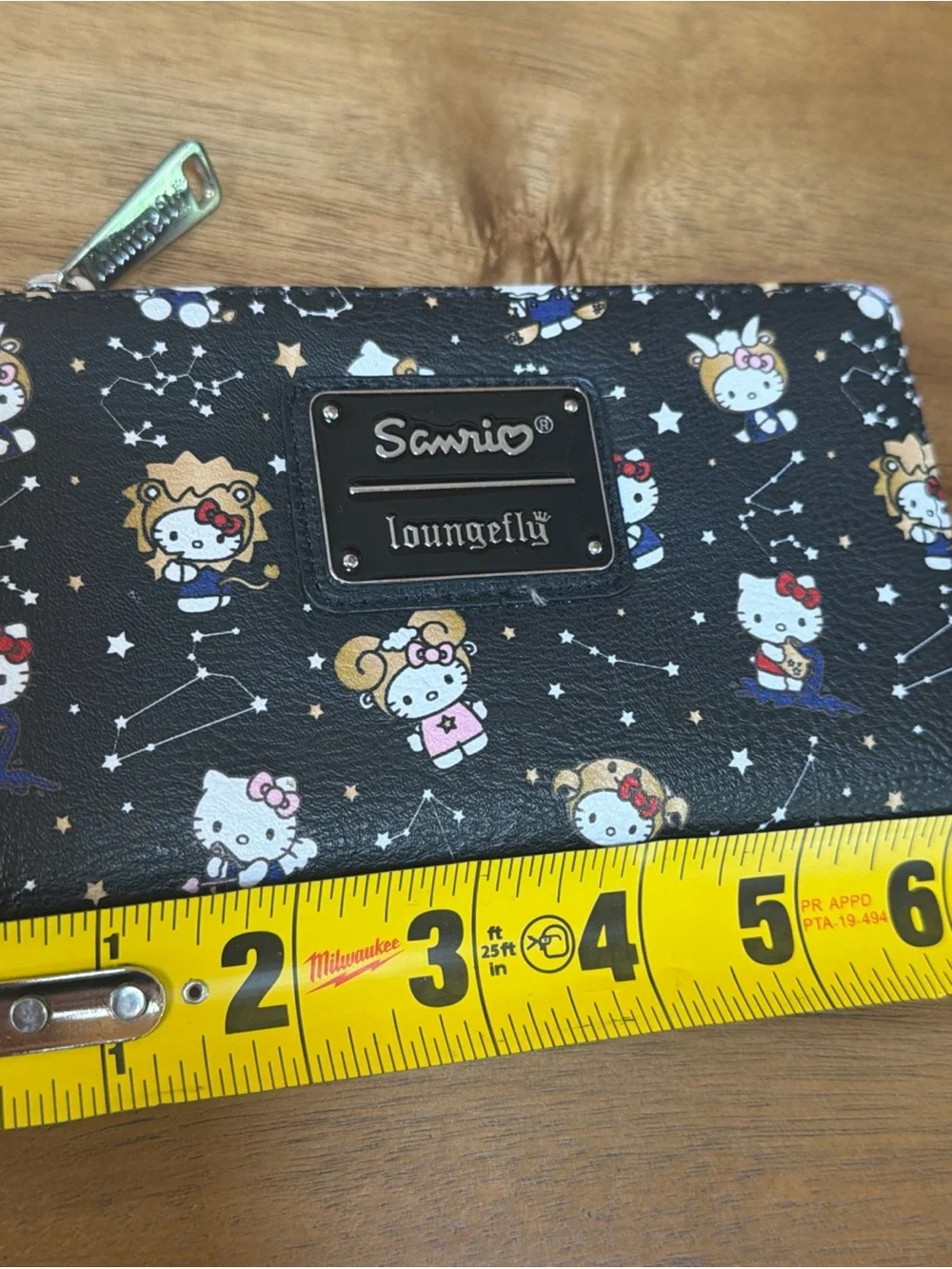 Loungefly Hello Kitty Zodiac Constellation Wallet Black Sanrio Zip & Snap